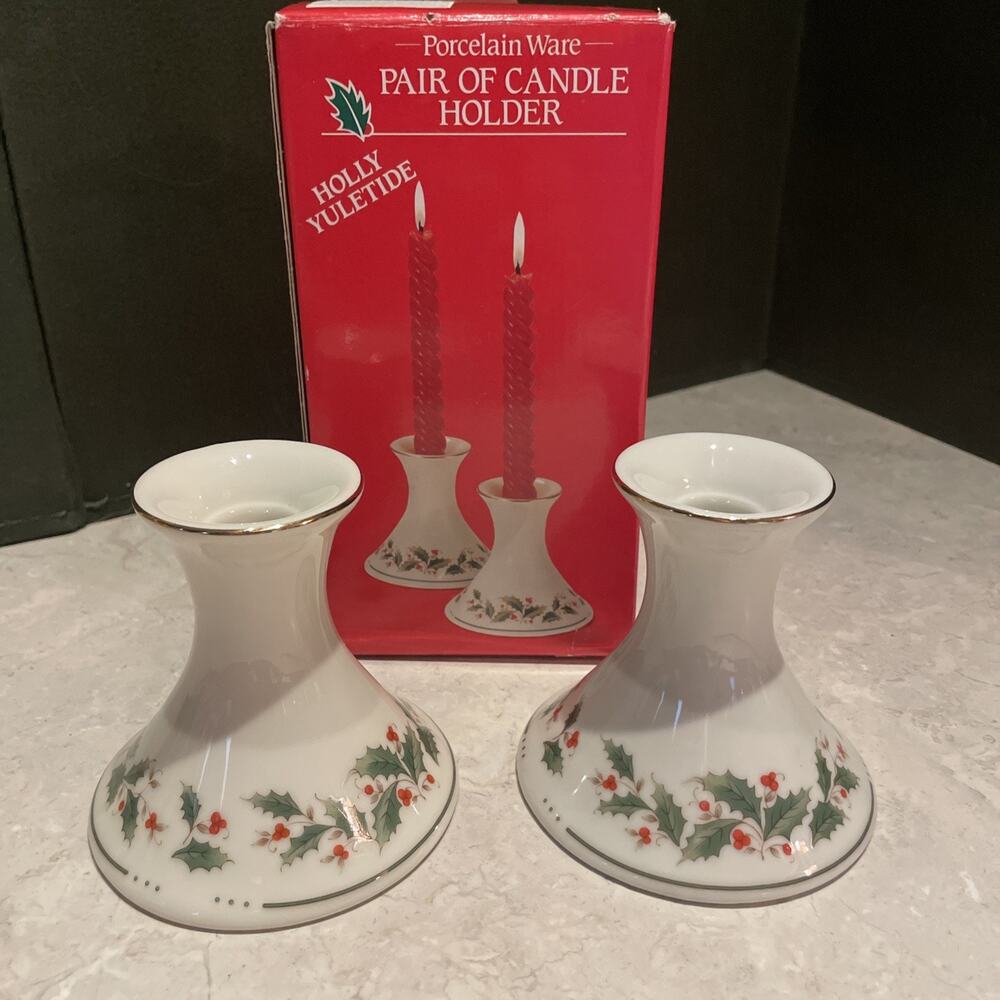 Vtg Bradlees Stores Holly Yuletide Porcelain Ware 4” Candle Holders Pair NOS